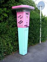 Eine alte Taxi-Rufs�ule in Dortmund-Asseln am 16. Mai 2008.