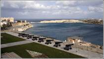 Von den Upper Barracca Gardens genie�t man einen herrlichen Blick �ber den Grand Harbour. 21.03.2009