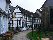 Fachwerkh�user am Kirchplatz in Hattingen am 15. April 2009.
