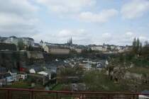 Die Stadt Luxemburg aufgenommen am 07.04.2009 von der Eisenbahnbr�cke (Strecke Luxemburg - Wasserbillig)�ber die Alzette.