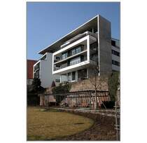 . Neue Wohnbebauung am Ulmer Donauufer. 

Architekten: Lauber + Zottmann, Fertigstellung: 2004. 

22.03.2009 (Matthias)