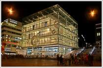 Der neue gl�serne Kubus des Kunstmuseum am Schlo�platz. 30.11.2006 (Matthias)