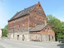 Laucha an der Unstrut  - Die alte M�hle am Wehr - Foto vom 09.05.2009