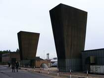 Zwei Grubenl�fter der Zeche Auguste Victoria 3/7 in Marl beim Tag der offenen T�r am 9. Mai 2009. 
