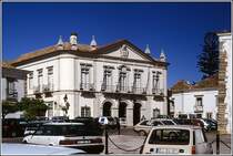 Das Rathaus von Faro. Scan eines Dias aus dem Jahr 1998.