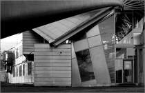 Universit�t-Campus Stuttgart-Vaihingen, Hysolar. Ansicht von Norden. 1.11.2007 (Matthias)