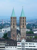 Kassel-Mitte Ev.Kirche St.Martin. Blick vom Lutherturm auf die beiden T�rme der Kirche.