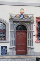 G�RLITZ (Landkreis G�rlitz), 25.09.2009, Eingangst�r eines Restaurants in der N�he der Kirche St.Peter und Paul