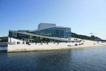 Das Oslo Opera House. Auf Luftaufnahmen erkennt man, dass die Architektur einem modernen Hurtigb�t nachempfunden ist; 06.09.2009
