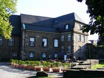 Im Innenhof von Schlo� Broich