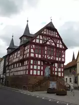 Neustadt/Hessen,
Fachwerkrathaus,
Mai 2005