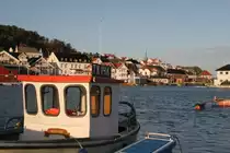 Neben der Fischindustrie war Krager� ein bedeutender Umschlagplatz f�r Bauholz aus der Telemarken nach D�nemark sowie Mittel- und Westeuropa. Da beide Industriezweige an Bedeutung verloren haben, lebt der Ort heute vom diensleistendem Gewerbe und dem Tourismus. Wegen der romantischen Lage an der inselreichen Skagerrakk�ste und dem lauen Klima ist Krager� heute ein beliebter Ferienort.