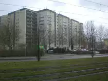 Eine Plattenbausiedlung am Stadtrand von Berlin. Sie steht an der Falkenberger Chaussee in Berlin-Hohensch�nhausen.