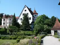 Schlo� Neufra in Oberschwaben,
mit dem historischen H�ngegarten von 1570,
2006