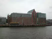 Wohn- und Wirtschaftsgeb�ude an der Hamburger Elbe.