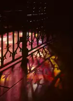 Breisach, St. Stephansm�nster. Dank Farbverglasung und Sonnenlicht gibts sch�ne Effekte. Innenaufnahme von Sept. 1982, HQ-Scan ab Dia.