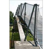 Fu�g�ngersteg in Stuttgart-Vaihingen. 27.7.2005 (Matthias)