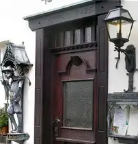  - bewacht - der Eingang zum Traditionshaus  Spie�   ANNO 1725 - L�denscheid Altstadt am 26.02.10 