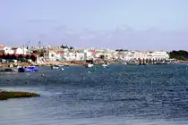 CONCEI��O e CABANAS DE TAVIRA, Gemeindeteil Cabanas de Tavira (Concelho de Tavira), 08.02.2010, Blick auf die Uferpromenade, die z.Z. neu gestaltet wird