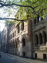 Freiburg im Breisgau,
das Erzbisch�ffliche Ordinariat,1903-06 gebaut,
im sp�tromanischen Stil ornamentierte Natursteinfassade,
Verwaltungsbau des Erzbistums Freiburg,
April 2010