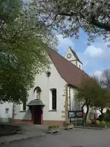 Freiburg-Munzingen,
Kirche St.Stephan,der Chor stammt von 1590, das Langhaus von 1648,
barocke Umgestaltung von 1747,
April 2010