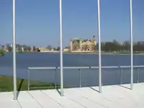 Schwerin; Schlo� mit Burgsee und Staatlichen Museum, 18.04.2010