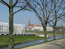 Schwerin; Blick vom ehem. BUGA-Gel�nde zur Altstadt mit Dom und Staatskanzlei, 18.04.2010
