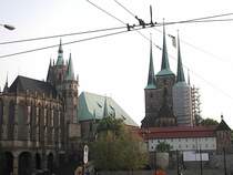 Im Mai 2006.Der pr�chtige Dom und die Severinskirche in Erfurt.