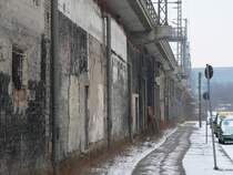 Eine 125j�hrige in Berlin. Hier am Moabiter Werder. Gemeint ist die Stadtbahn, die seit ihrer Entstehung die wohl wichtigste Verkehrsachse in Berlin ist. Auf ihr fahren Fern-, Regional- und S-Bahnen. 11.2.2007