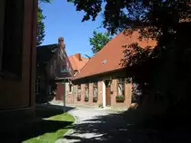 Grevesm�hlen; Kirchplatz, Pfarrhaus 16.06.2010