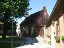 Grevesm�hlen; Kirchplatz, Gemeindehaus 16.06.2010