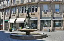 Brunnen an der Westseite des Bonner M�nsters - 18.07.2010