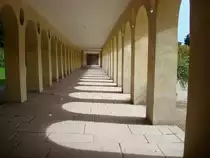 Schlo� Favorite bei Rastatt-F�rch,
die Kolonnaden am Schlo�,
Aug.2010