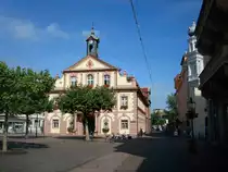Rastatt in Baden,
das Rathaus 1721 erbaut nach Pl�nen von M.L.Rohrer, erweitert 1903, erneuert 1979,
Aug.2010