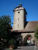 Zell am Harmersbach/Schwarzwald, der Storchenturm stadteinw�rts, erbaut mit der Stadtmauer 1330, 25m hoch, Okt.2010