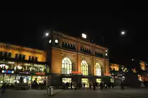 Der Hauptbahhof von Hannover, bei Nacht. Foto vom 31.10.2010