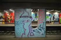 Grafftikunst in der U-Bahn-Station  Sedanstra�e Lister Meilem der �stra im Hannover. Foto  vom 31.10.2010.