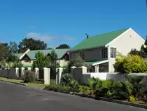 Kalamuda, Offenes Quartier am Ende der Drama Street. Somerset West, 28.11.2010
