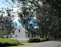Ein renoviertes Farmhaus im traditionellen einfachen kaphollaendischen Baustil. Sir Lovry's Pass Village, 06.12.2010
