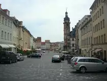 Altenburg, die 36.000 Einwohner z�hlende Stadt in Th�ringen wurde durch die Erfindung des Skatspiels weltbekannt, hier der Hauptmarkt, rechts das Rathaus mit Turm, Juni 2010
