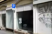 Die Innere Weberstra�e in Zittau, fr�her Kaufhaus Messow - und heute ...  (17.05.2010) 