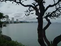 Die Bucht s�dlich der Stadt Hua Hin mit Hotel- und Appartment-Hochh�usern am 13.09.2006