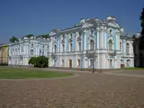 St. Petersburg, Smolny Institut, erbaut ab 1806 von Bartholomeo Rastrelli
(06.07.2010)
