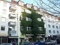 H�userfornt mit Gr�n in Hannover/Lister Meile am 01.03.2011.