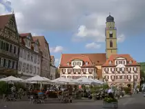 Bad Mergentheim, Marktplatz mit M�nster St. Johannes 
und Zwillingsh�user (13.09.2007)