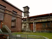Ein Koks-L�schturm und weitere Betriebsgeb�ude auf dem Gel�nde der (als Industriedenkmal zug�nglichen) ehemaligen Kokerei Hansa in Dortmund-Huckarde am 25.01.2011.