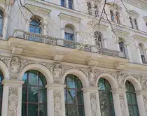 Detailansicht der Bundes Bank in Hannover, als h�tte Schinkel sie selbst dahin gebaut. 9.4.2011