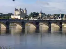 Saumur, Loire Br�cke (03.07.2008)