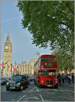 Typisch London: Big Ben, Taxi und Doppelstockbus 
(06.05.2011)