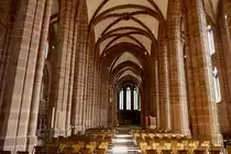 Kaiserslautern, Innenraum der Stiftskirche, Baubeginn um 1250, �lteste Hallenkirche zwischen Rhein und Saar und bedeutender gotischer Kirchenbau der Pfalz, heute protestantische Pfarrkirche, April 2011